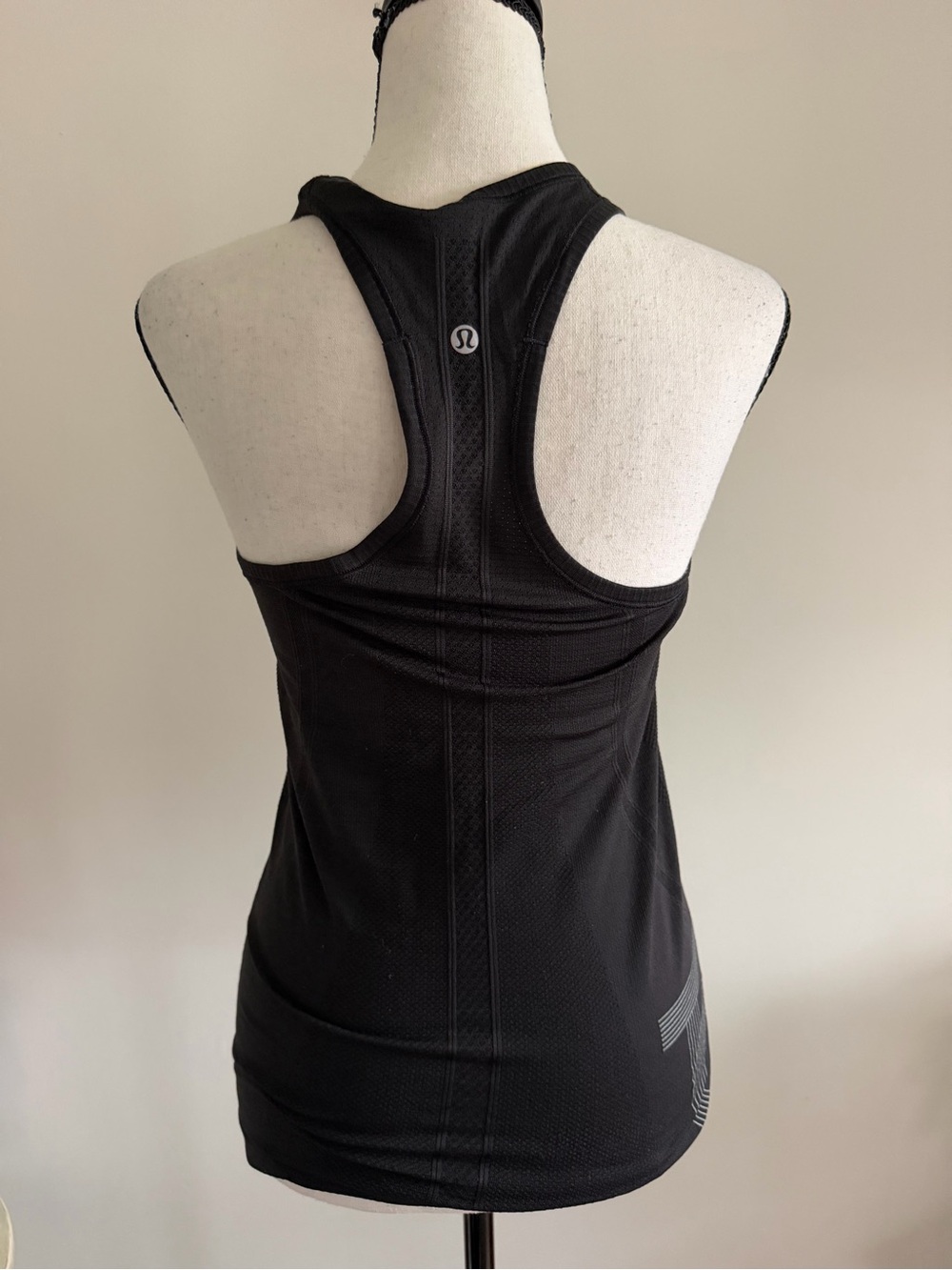 Lululemon Racerback Running Tank - Picture 3 of 9